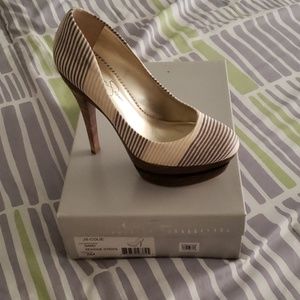 Jessica Simpson heels